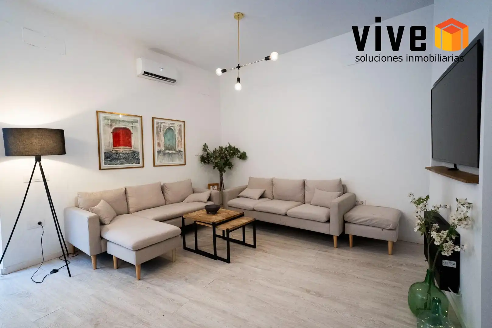 Sala de estar de Casa o chalet en venta en Sevilla con Aire acondicionado, Calefacción y Jardín privado
