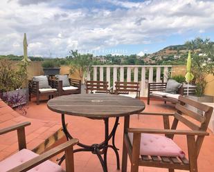 Terrassa de Casa adosada de lloguer en Chiva amb Aire condicionat, Terrassa i Piscina