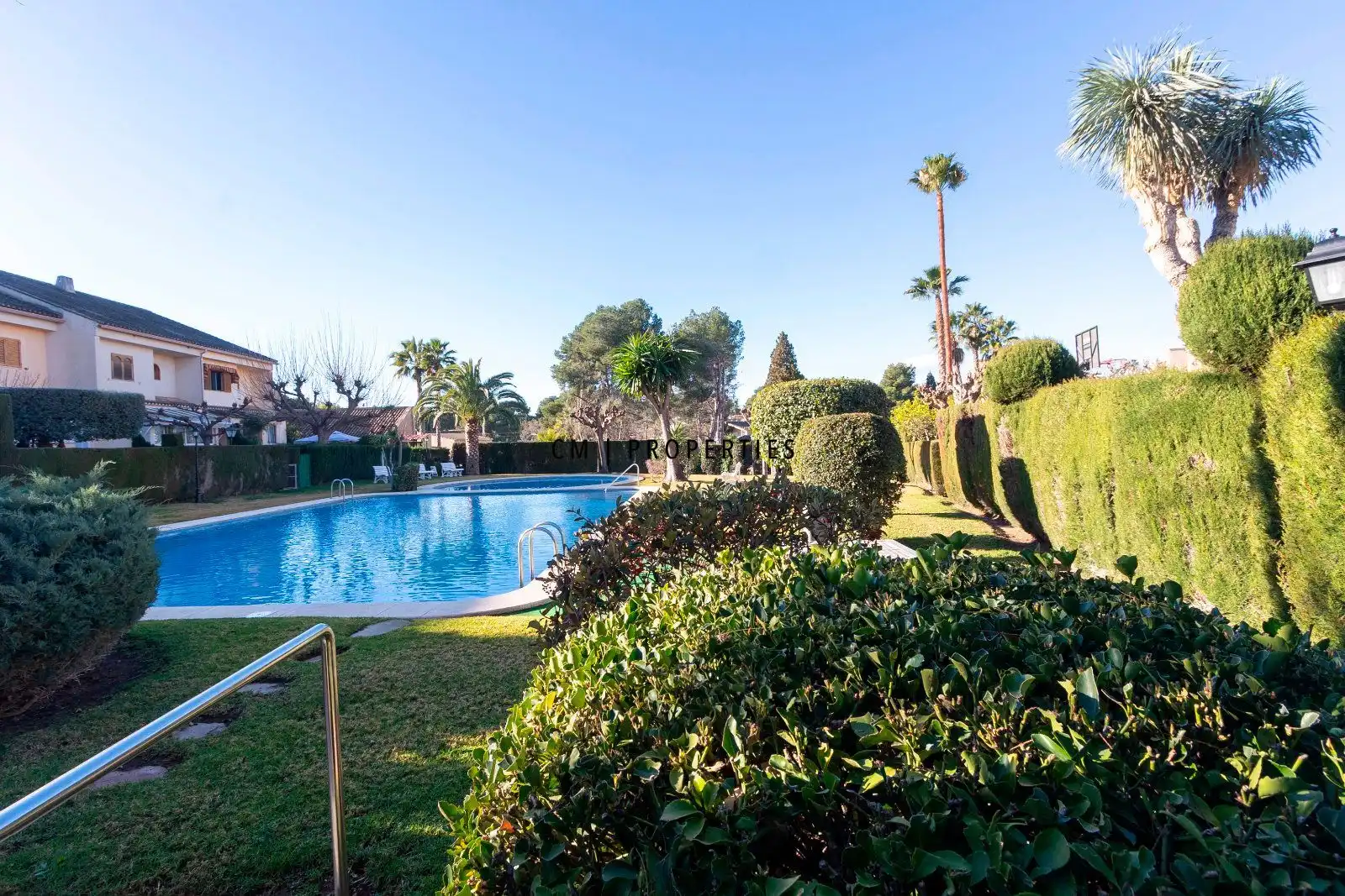 Piscina de Casa adosada de lloguer en Paterna amb Aire condicionat, Calefacció i Terrassa