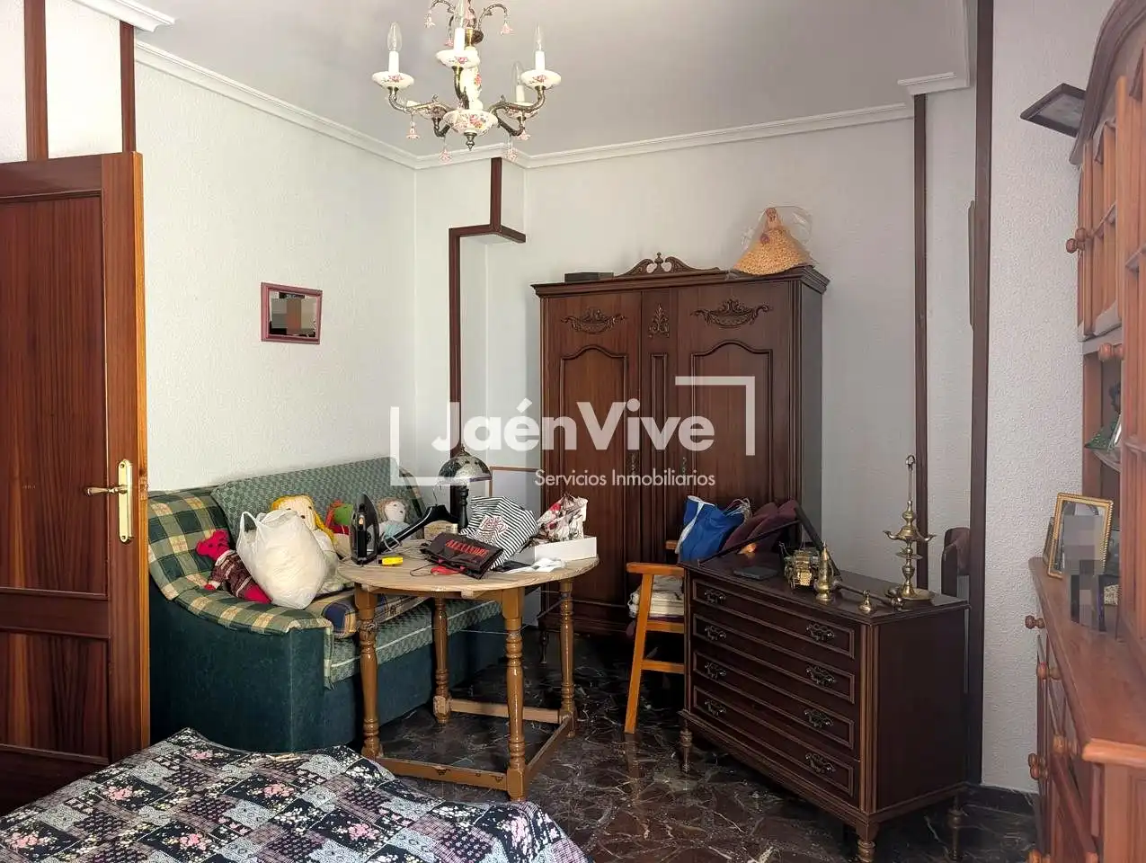 Dormitori de Casa adosada en venda en Jaén amb Aire condicionat, Calefacció i Terrassa