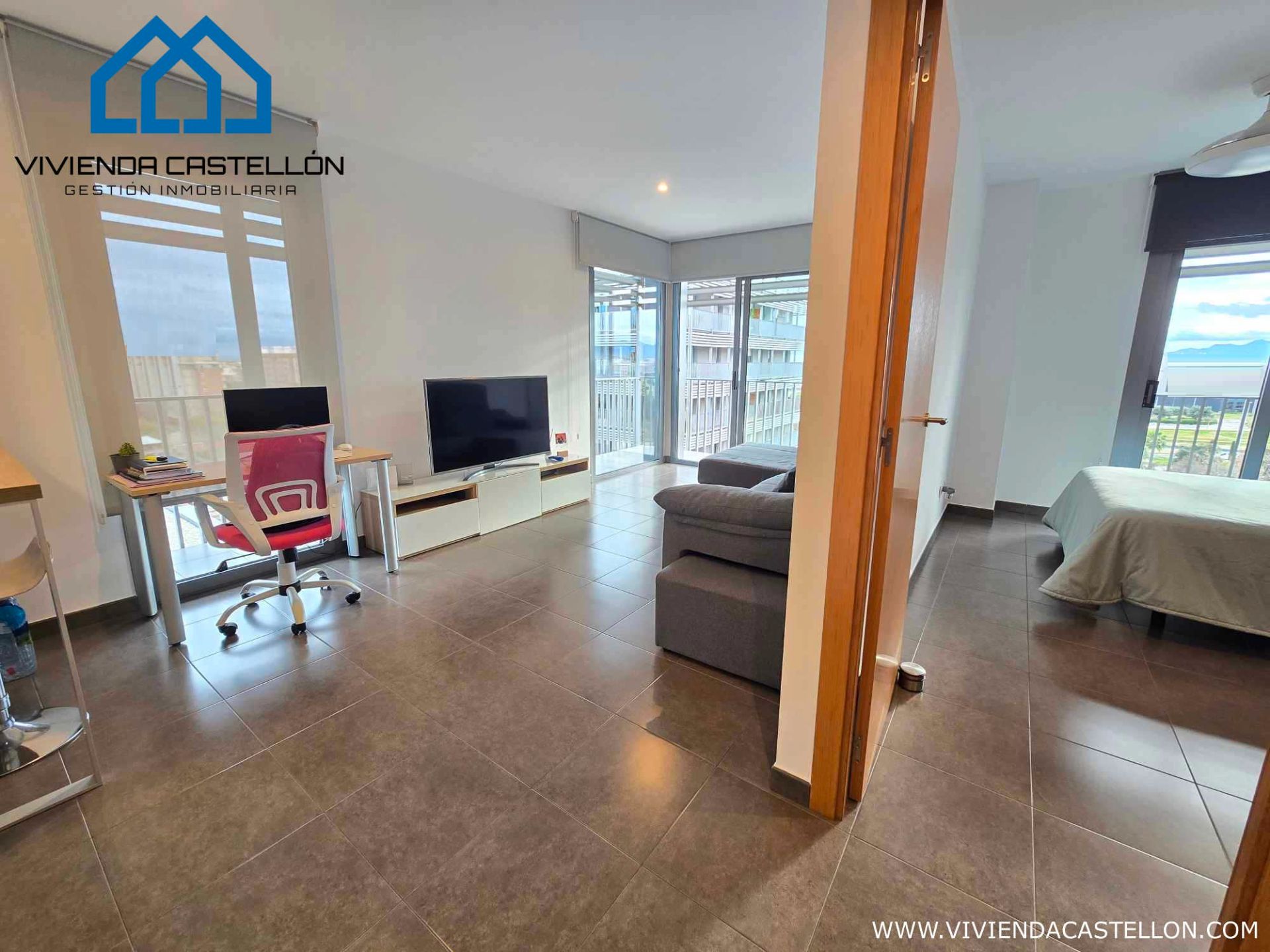 Sala de estar de Piso en venta en Castellón de la Plana / Castelló de la Plana con Aire acondicionado, Terraza y Trastero