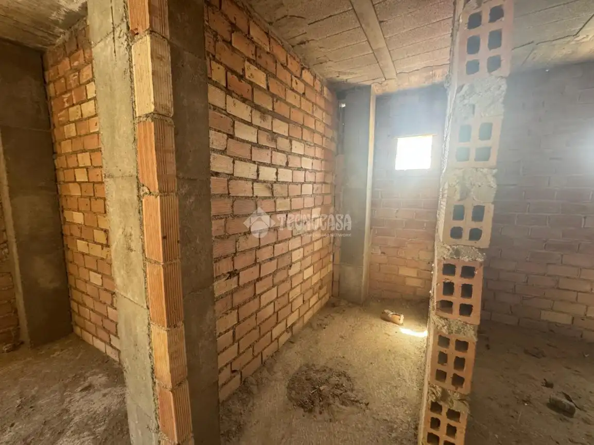 Casa adosada en venda en Ítrabo