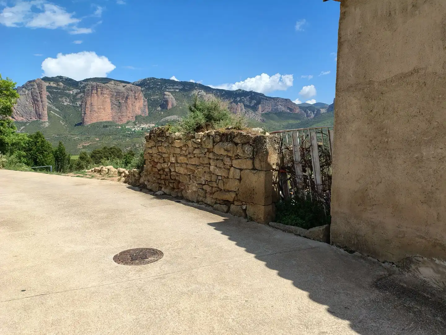Vista exterior de Residencial en venta en Murillo de Gállego