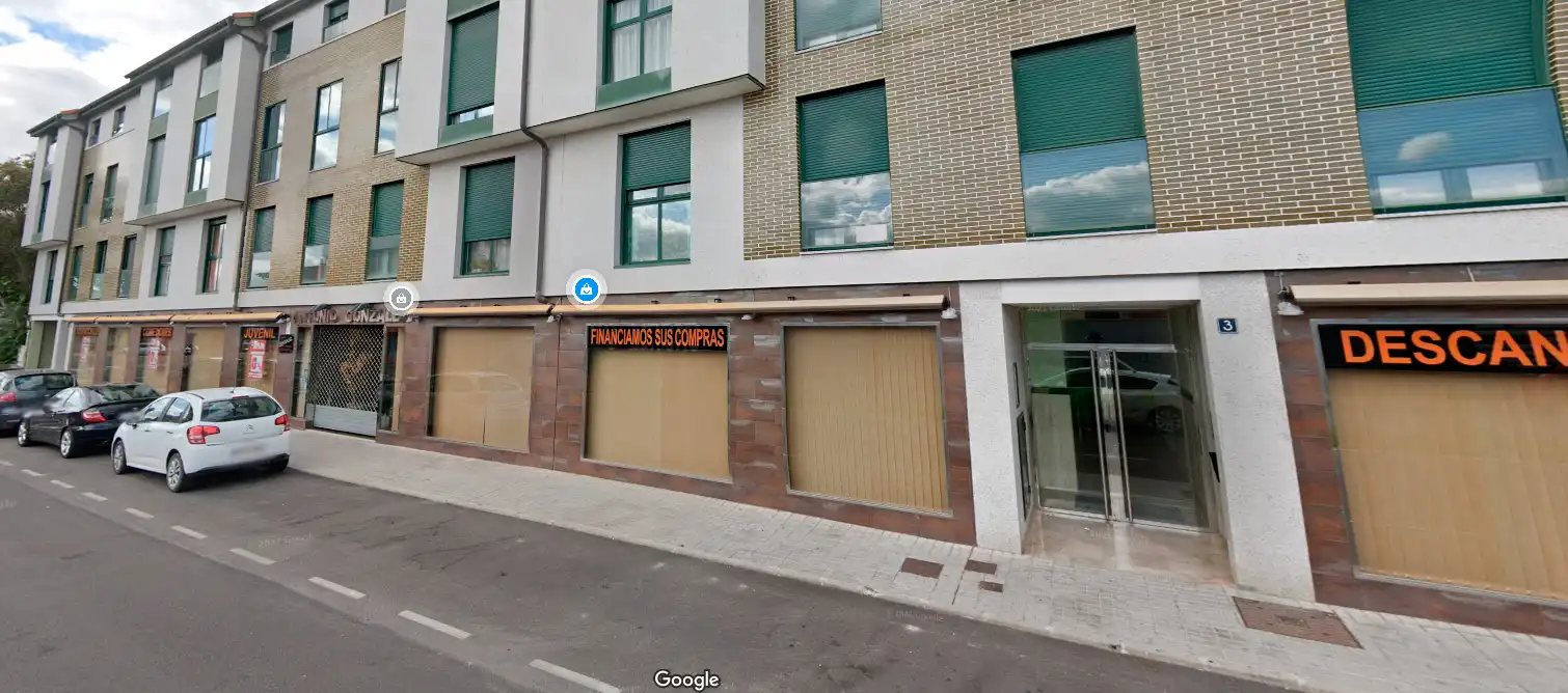 Local comercial en venda a Calle de Buenaventura Beltrán 5
