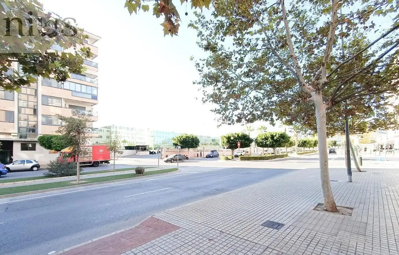 Local comercial en venta en Centro Urbano, imagen 9