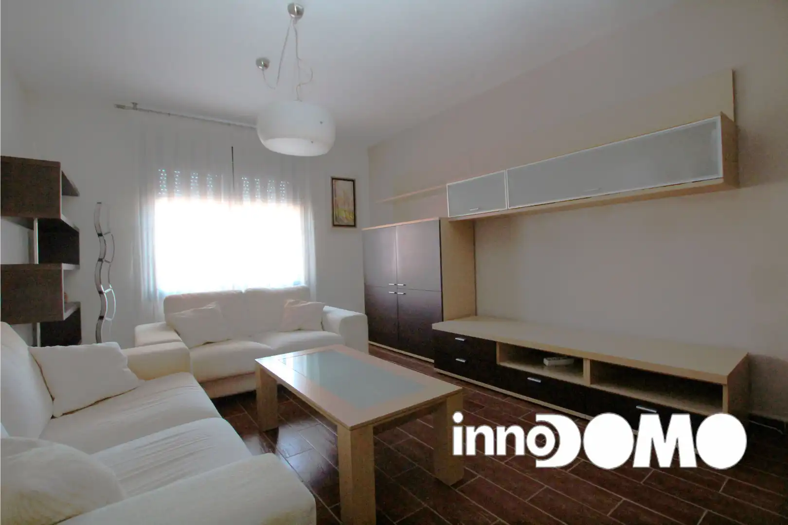 Sala de estar de Casa adosada en venta en Argés con Aire acondicionado, Calefacción y Jardín privado