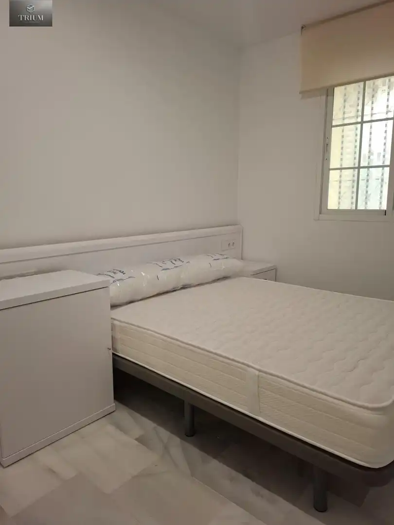 Bedroom of Flat for rent in Granada  with Heating and Furnished
