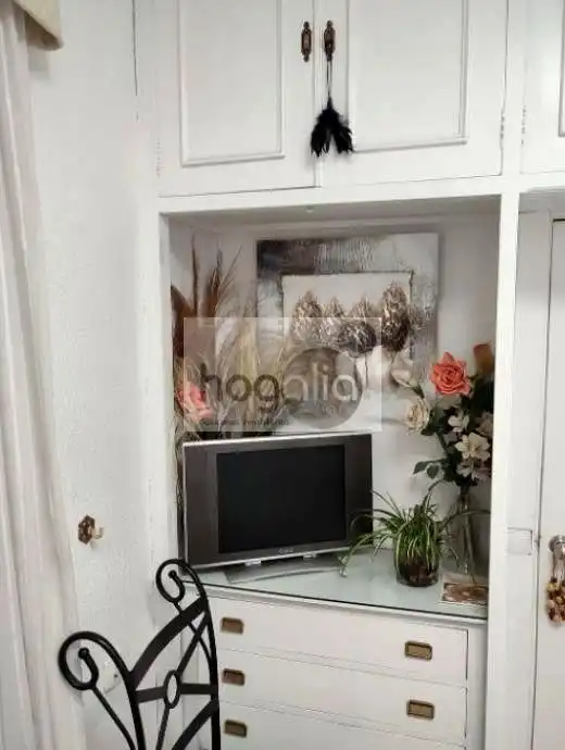 Living room of Study for rent in Sevilla  with Air Conditioner and Furnished