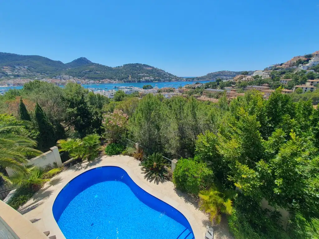 Chalet con piscina en venta en Es Camp de Mar