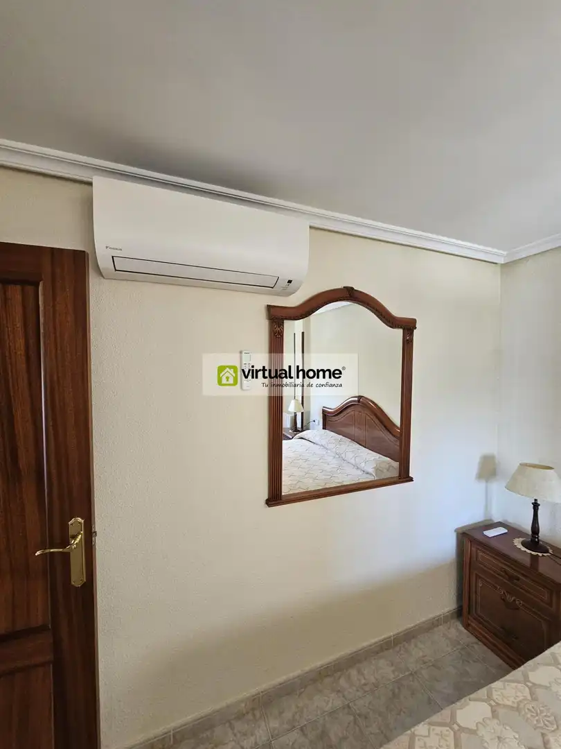 Bedroom of Flat for sale in Benidorm  with Air Conditioner, Terrace and Furnished