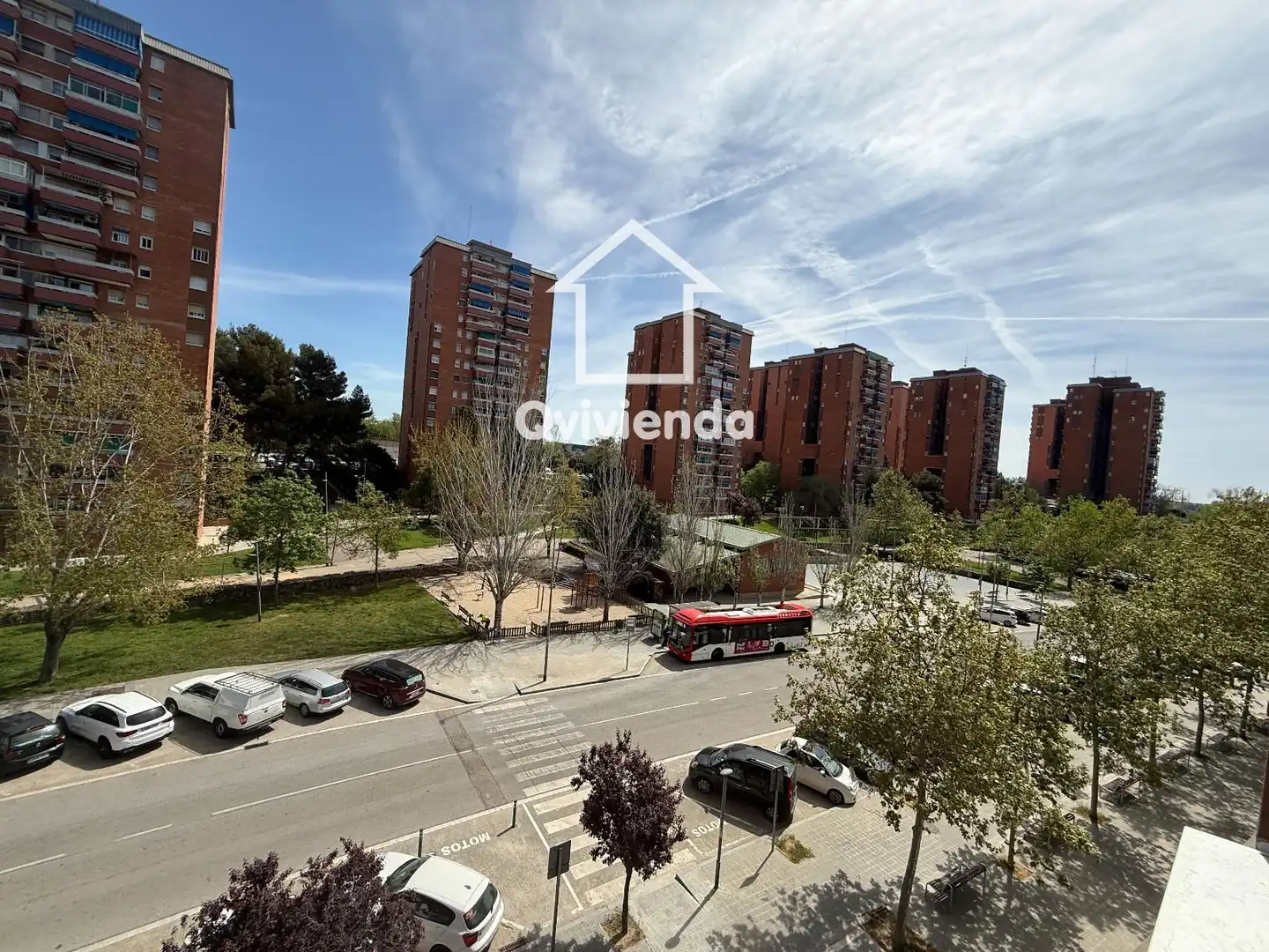 Vista exterior de Piso en venta en Terrassa con Calefacción y Terraza