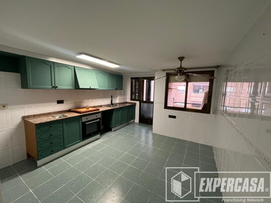 Cuina de Pis en venda en Torrent amb Aire condicionat