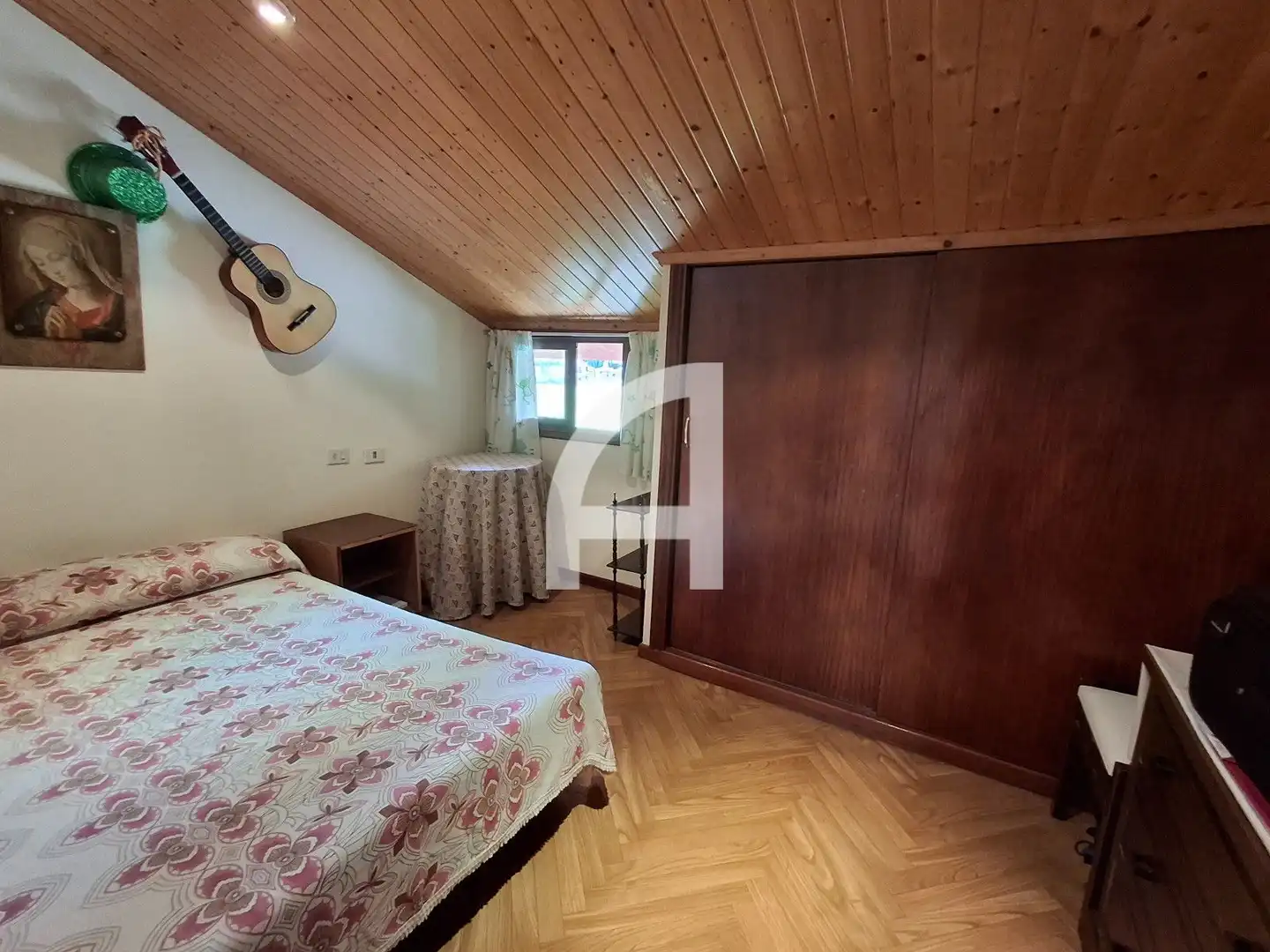 Bedroom of Houses for sale in Vigo   with Private garden, Storage room and Alarm