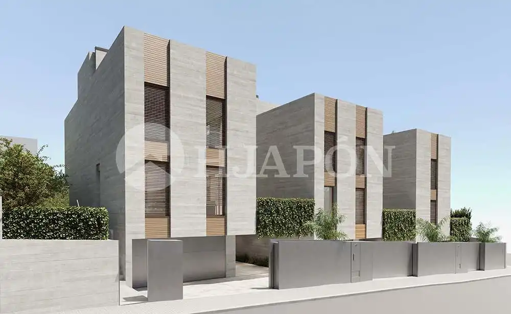 Vista exterior de Casa o xalet en venda en Alella amb Jardí privat, Terrassa i Piscina