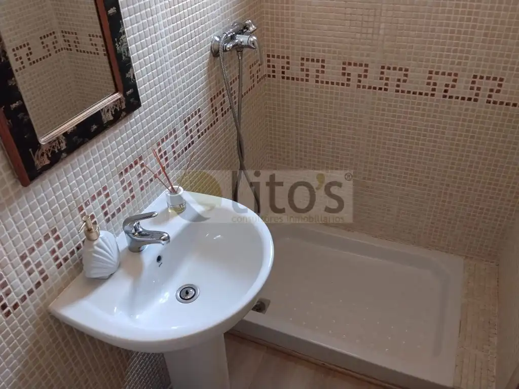 Bathroom of Detached homes for sale in Dos Hermanas  with Private garden and Swimming Pool