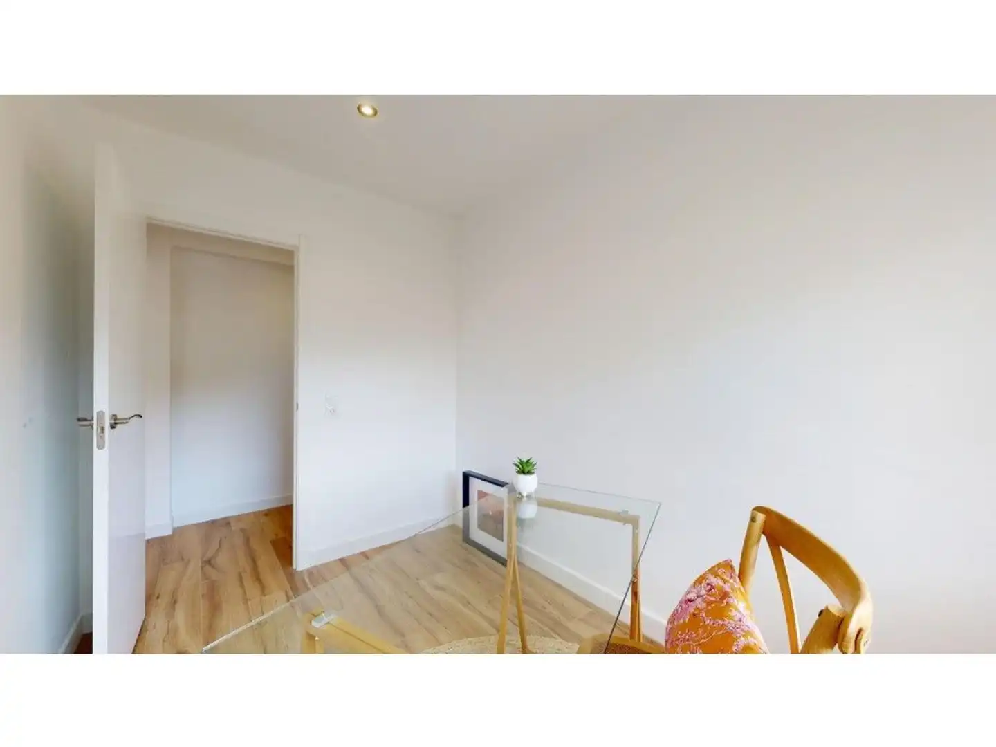 Bedroom of Flat for sale in Montán  with Furnished and Balcony