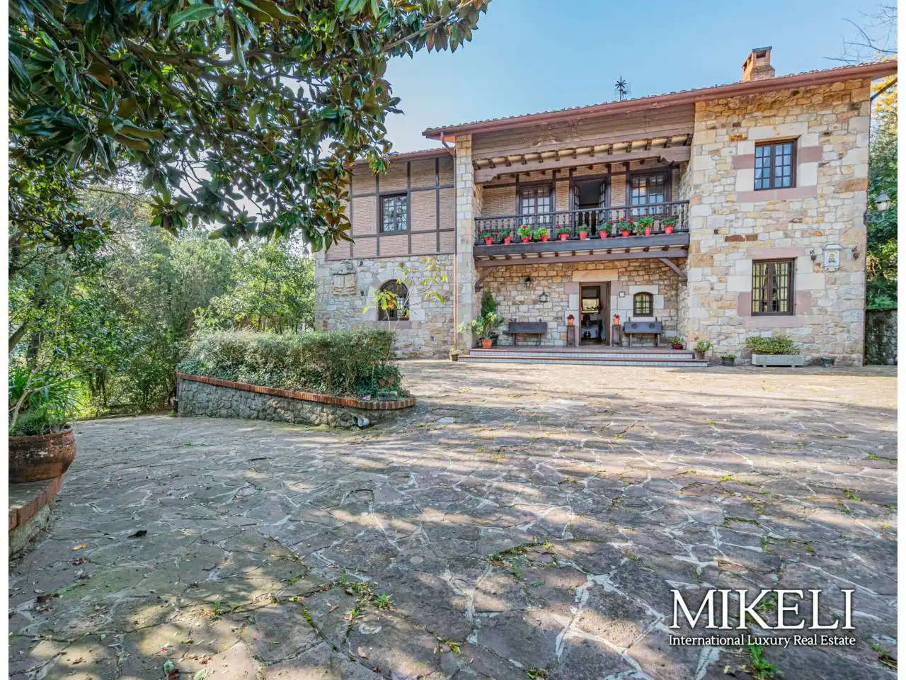 Vista exterior de Casa o xalet en venda en Piélagos amb Calefacció, Jardí privat i Terrassa