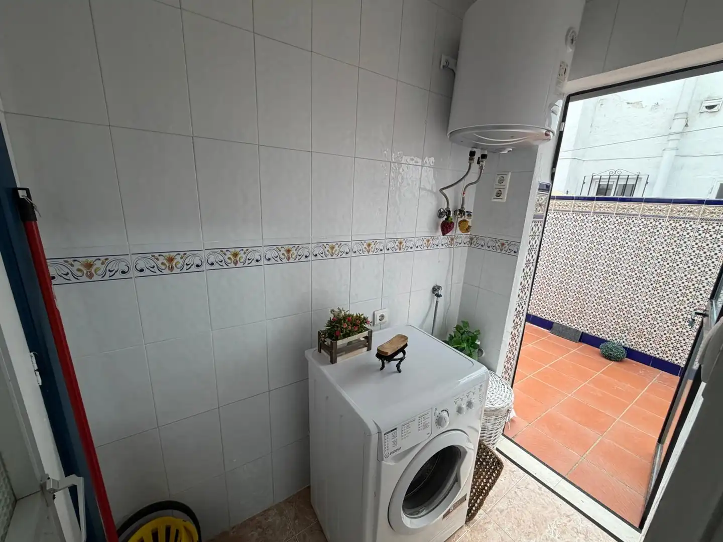 Piso con ascensor en venta en Calle Ciudad de Buckara 3, imagen 3
