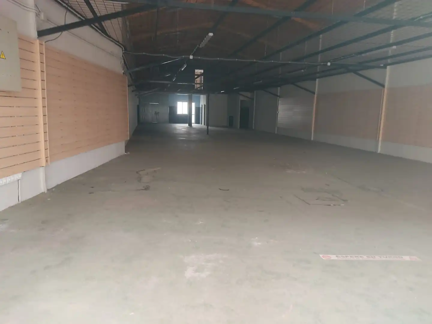 Nave industrial en venta en Avenida Presidente Juan Carlos Rodríguez Ibarra, imagen 3