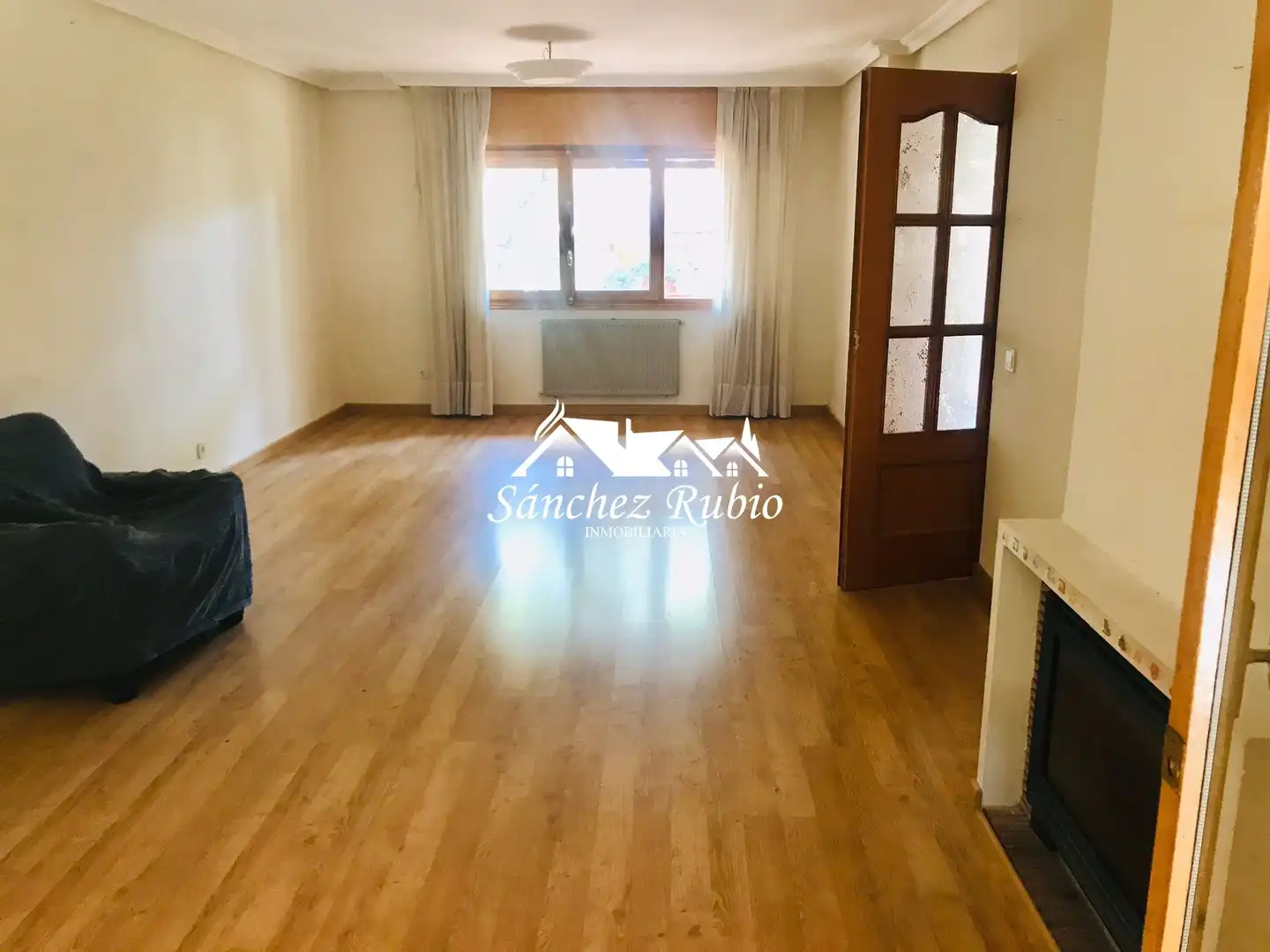 Casa a schiera con piscina in affitto a La Navata, imagen 6