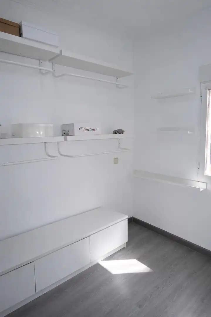 Bedroom of Flat for sale in Madrid  with Air Conditioner and Balcony
