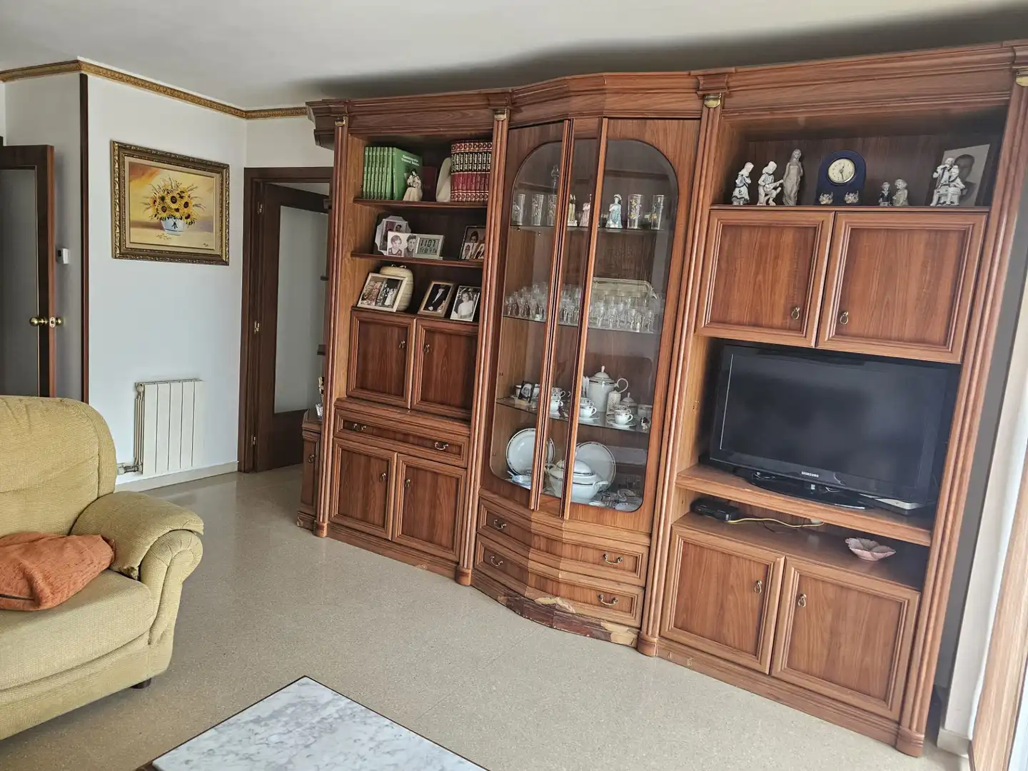 Sala d'estar de Pis en venda en Sant Andreu de la Barca amb Aire condicionat, Calefacció i Moblat