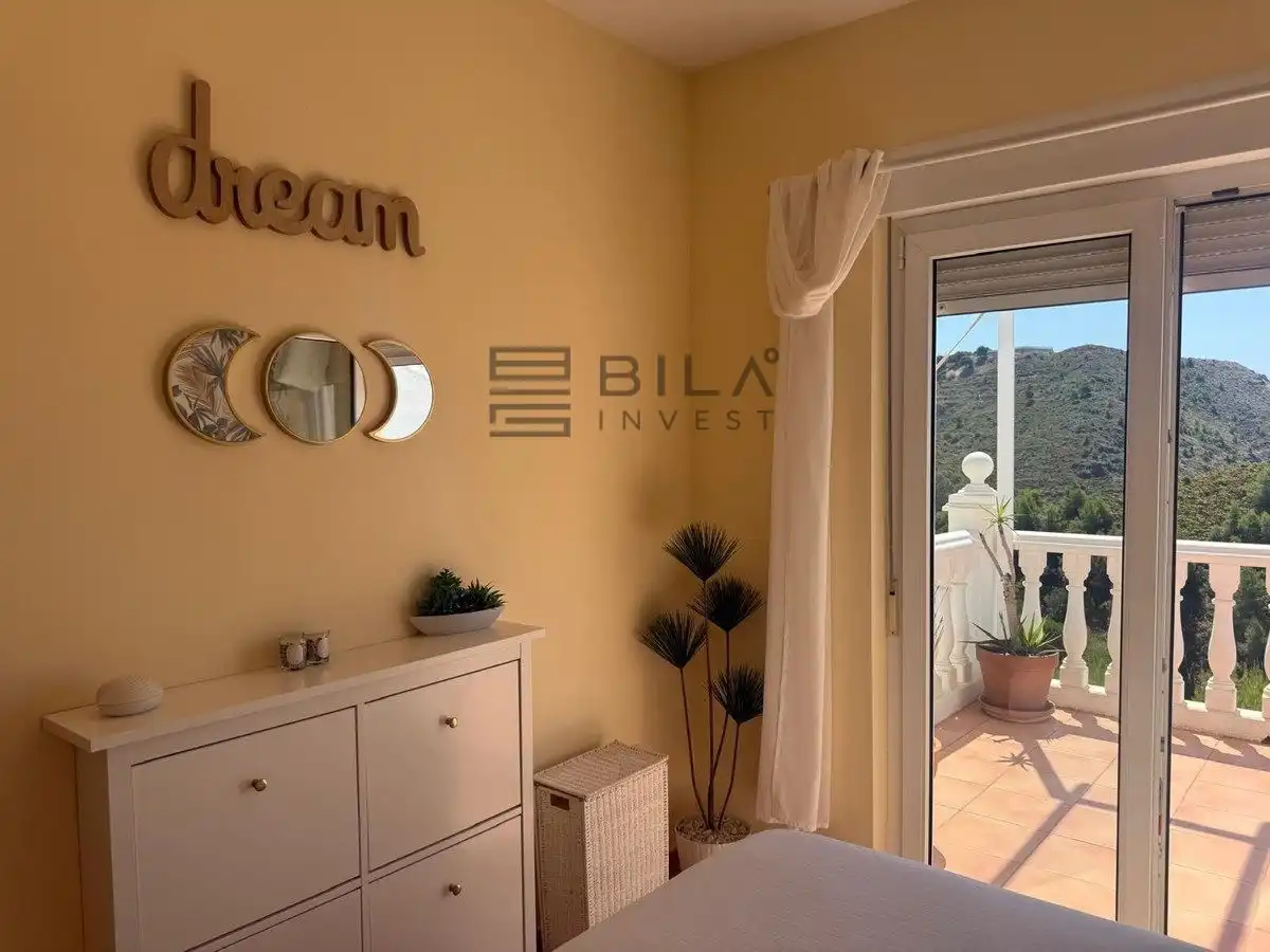 Dormitori de Casa adosada en venda en Mijas amb Aire condicionat, Terrassa i Traster