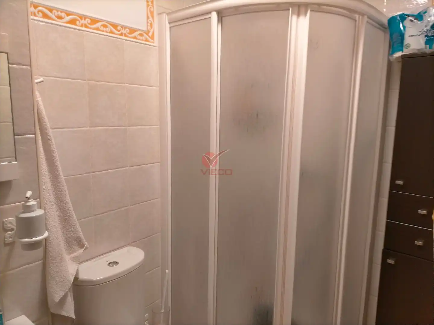 Bathroom of Flat for rent in Cuenca  with Heating and Furnished