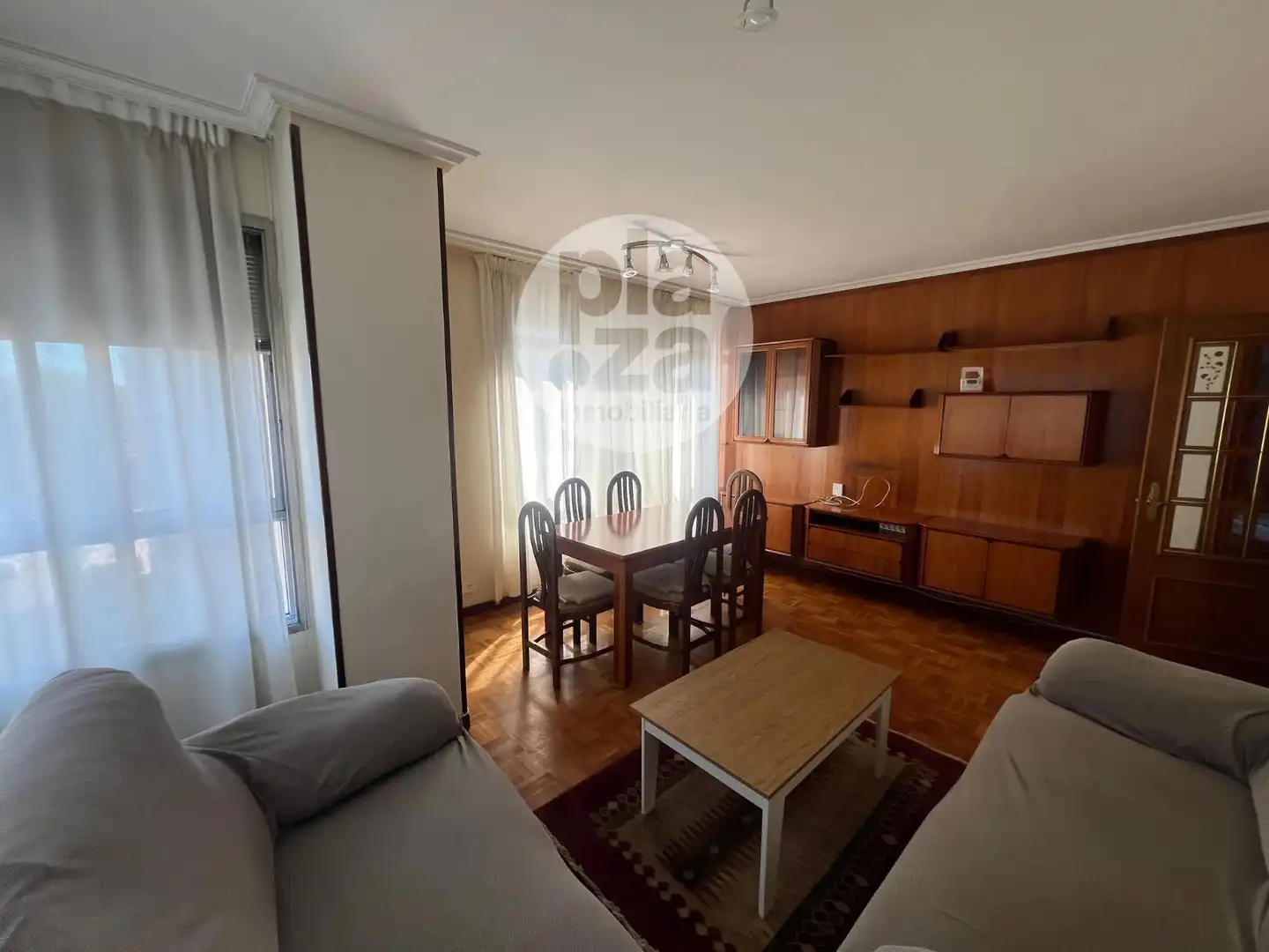 Sala de estar de Piso de alquiler en Burgos con Calefacción, Terraza y Trastero