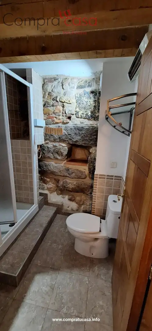 Baño de Apartamento de alquiler en Segovia con Calefacción y Amueblado