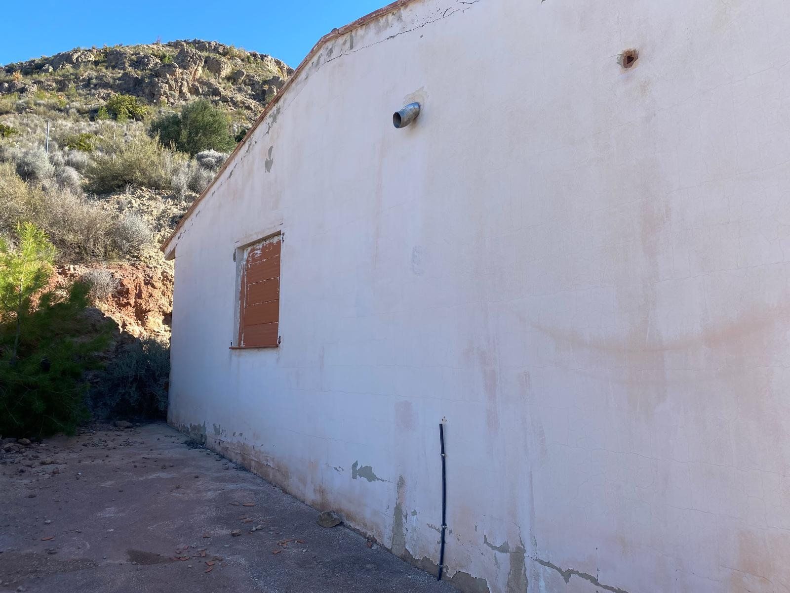 Außenansicht von Country house zum verkauf in Bugarra mit Alarm