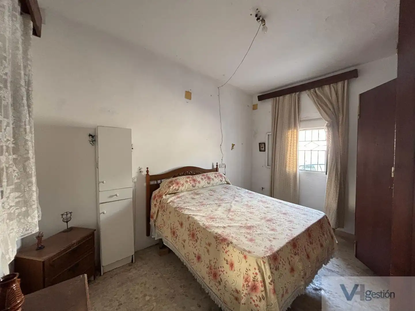 Bedroom of Houses for sale in Villamartín  with Terrace and Furnished