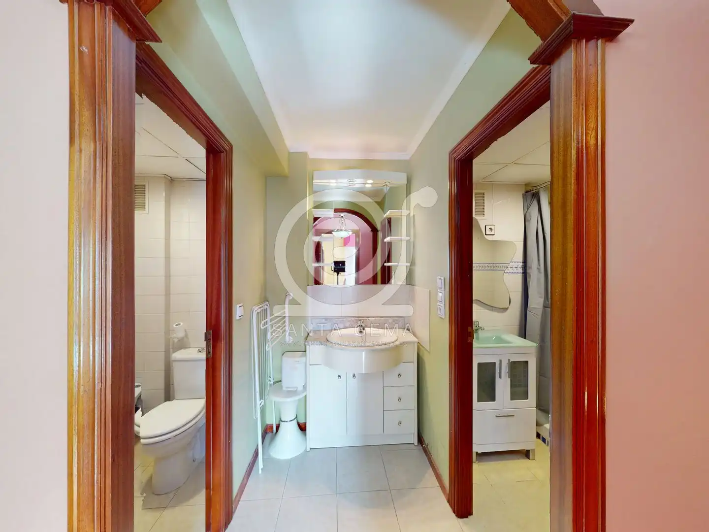 Bathroom of Flat for sale in A Coruña Capital   with Heating, Storage room and Furnished