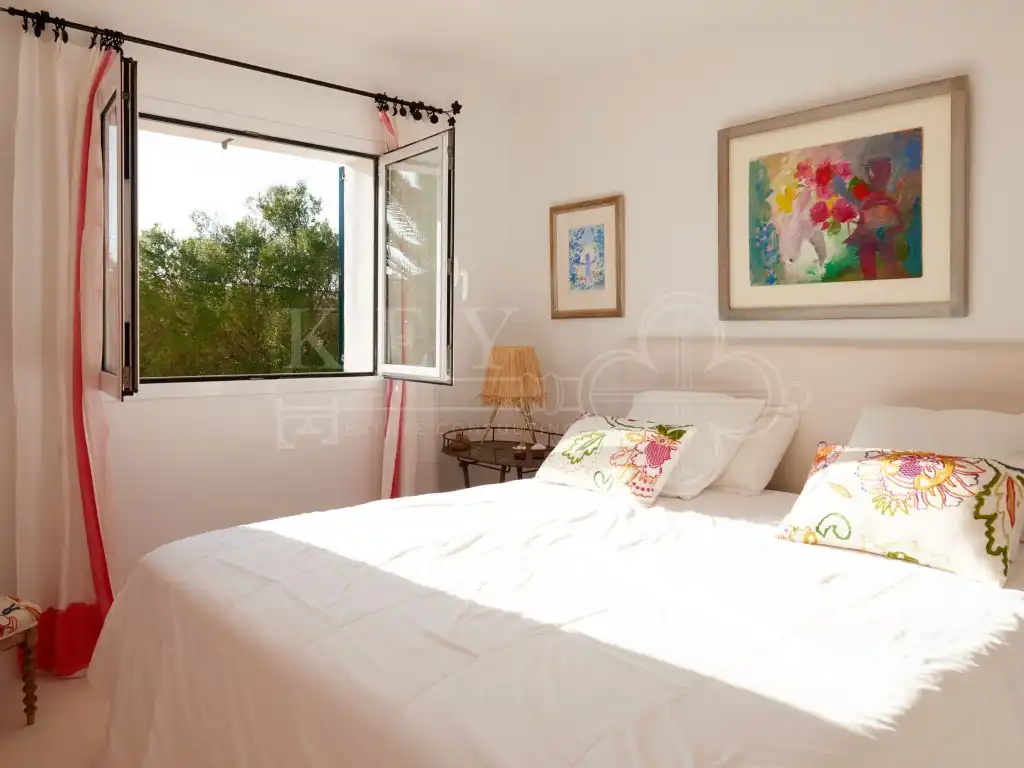 Bedroom of Houses for sale in Es Castell  with Air Conditioner, Heating and Private garden