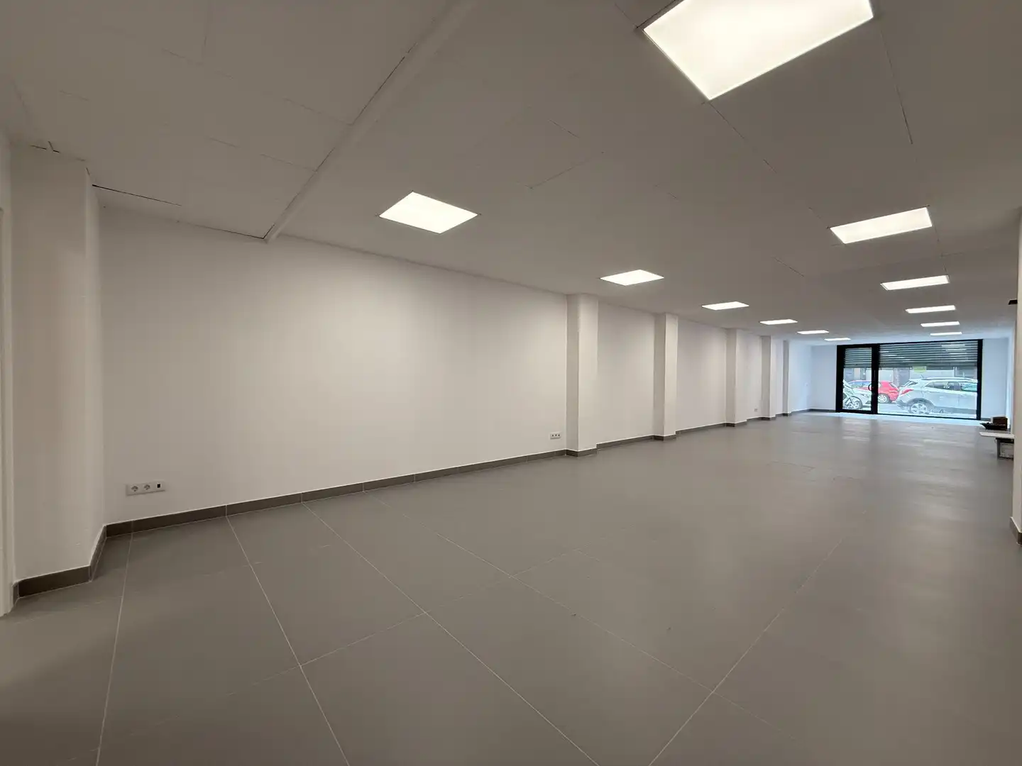 Local comercial en venta en lleida, imagen 2