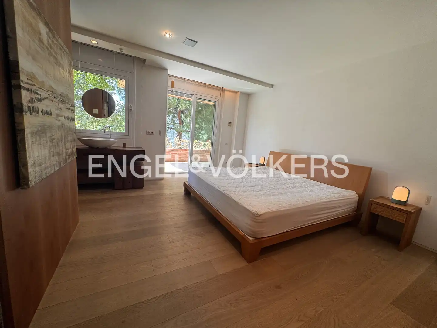 Bedroom of Flat for rent in Les Corts