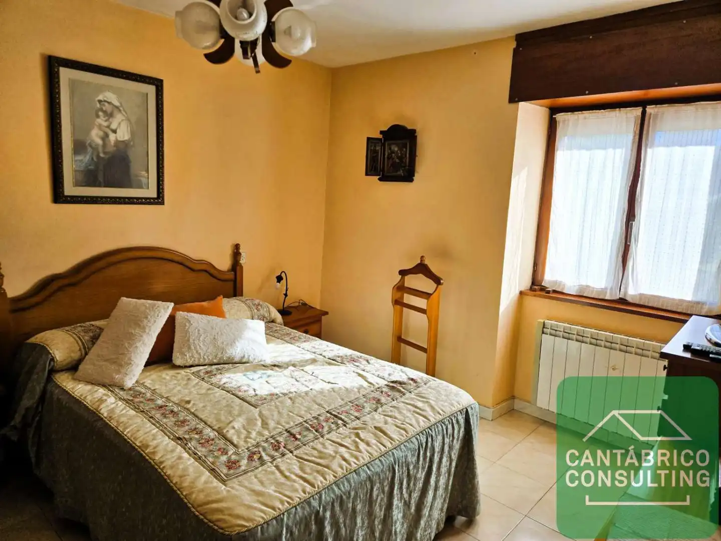 Bedroom of Houses for sale in Navia  with Heating, Storage room and Furnished
