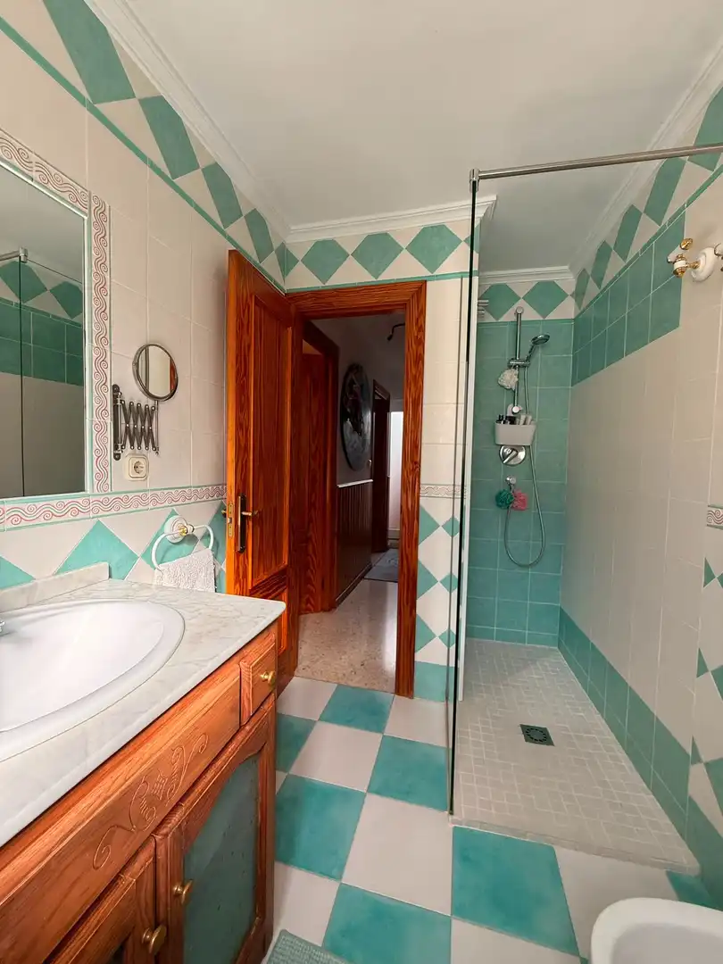 Baño de Casa o chalet en venta en Coín con Calefacción, Terraza y Trastero
