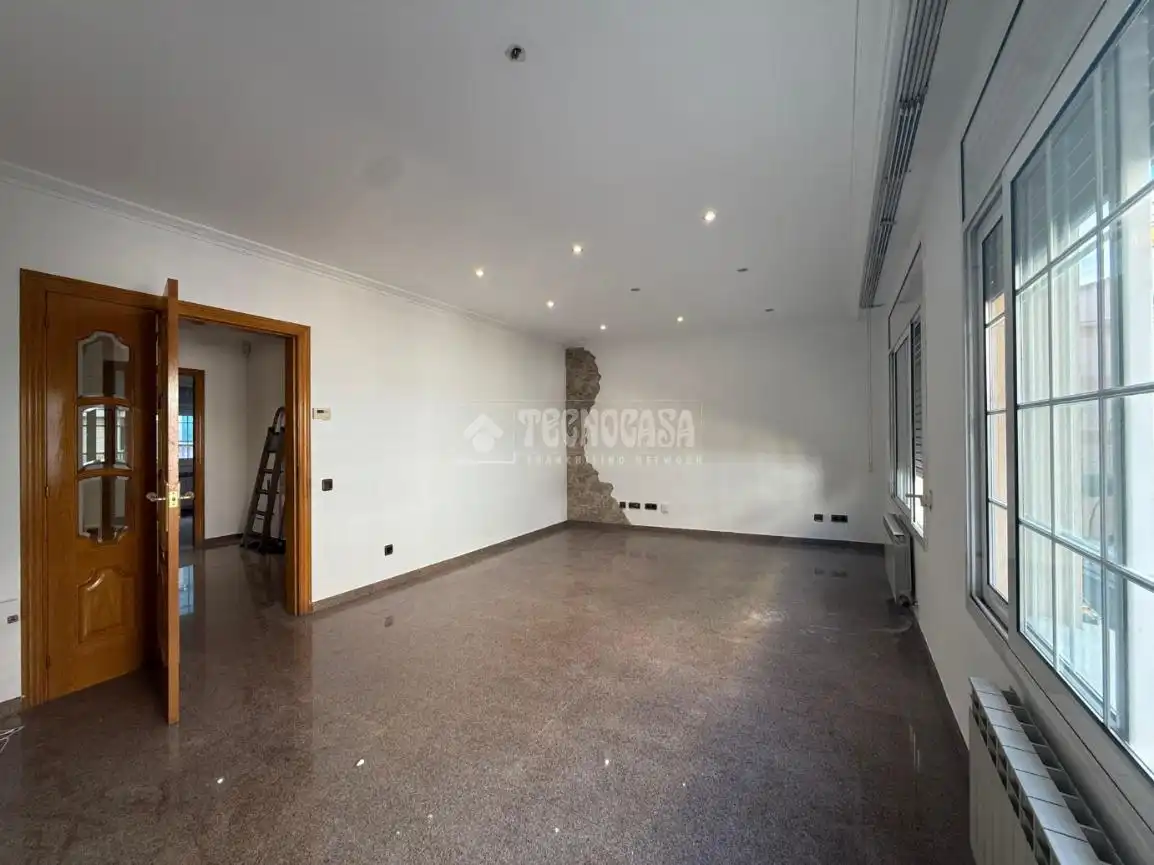 Casa adosada en venta en Sant Joan Despí