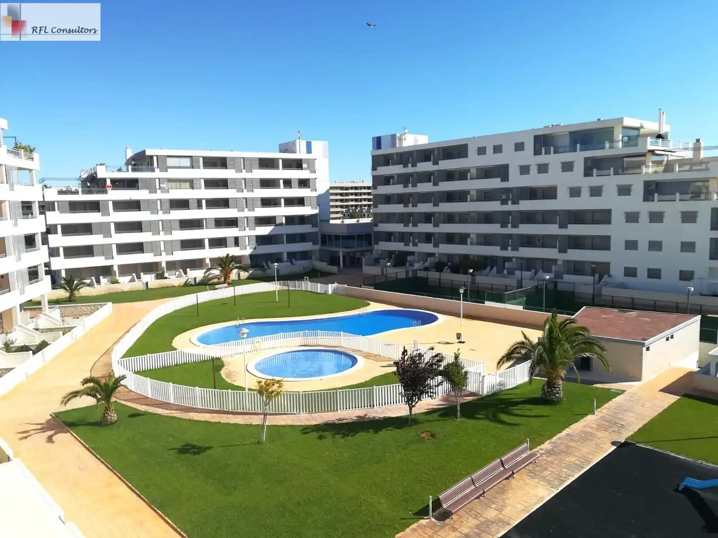 Piscina de Apartamento de alquiler en Torreblanca con Jardín privado, Terraza y Amueblado