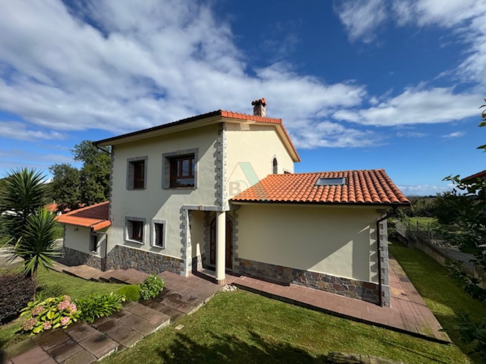 House or chalet for sale in Parres - Parres, Celorio - Poó - Parres