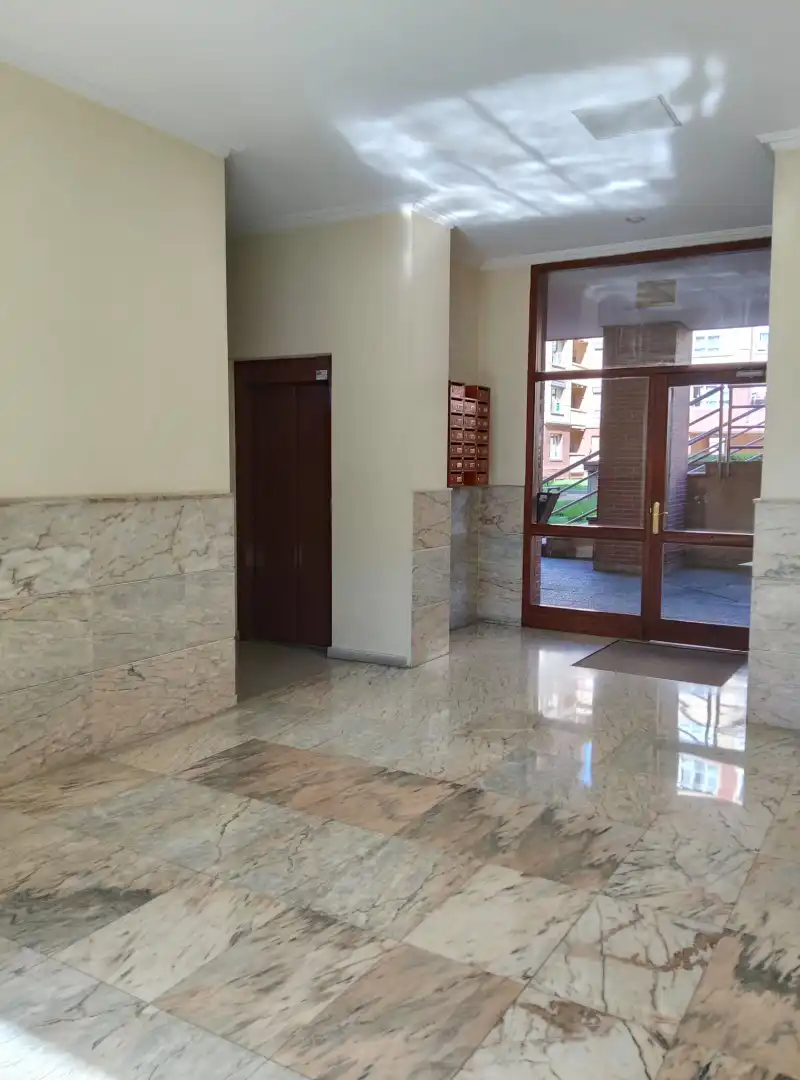 Estudi en venda en Santander amb Parquet i Moblat