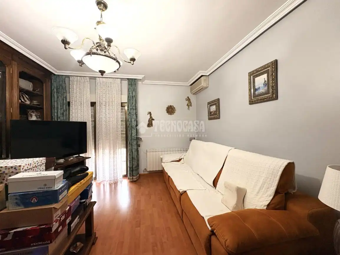 Sala d'estar de Pis en venda en Loeches