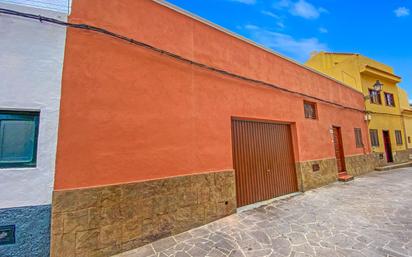 Vista exterior de Finca rústica en venda en Guía de Isora amb Aire condicionat