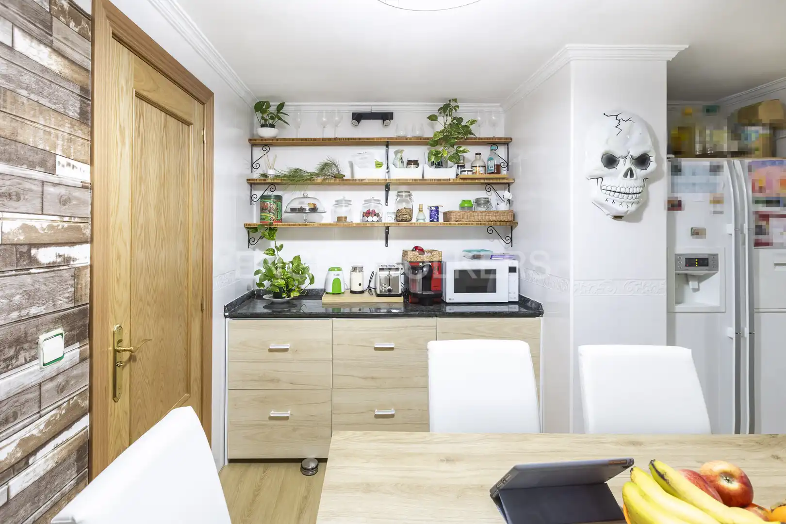 Cocina de Casa o chalet en venta en Madrid con Aire acondicionado, Calefacción y Jardín privado