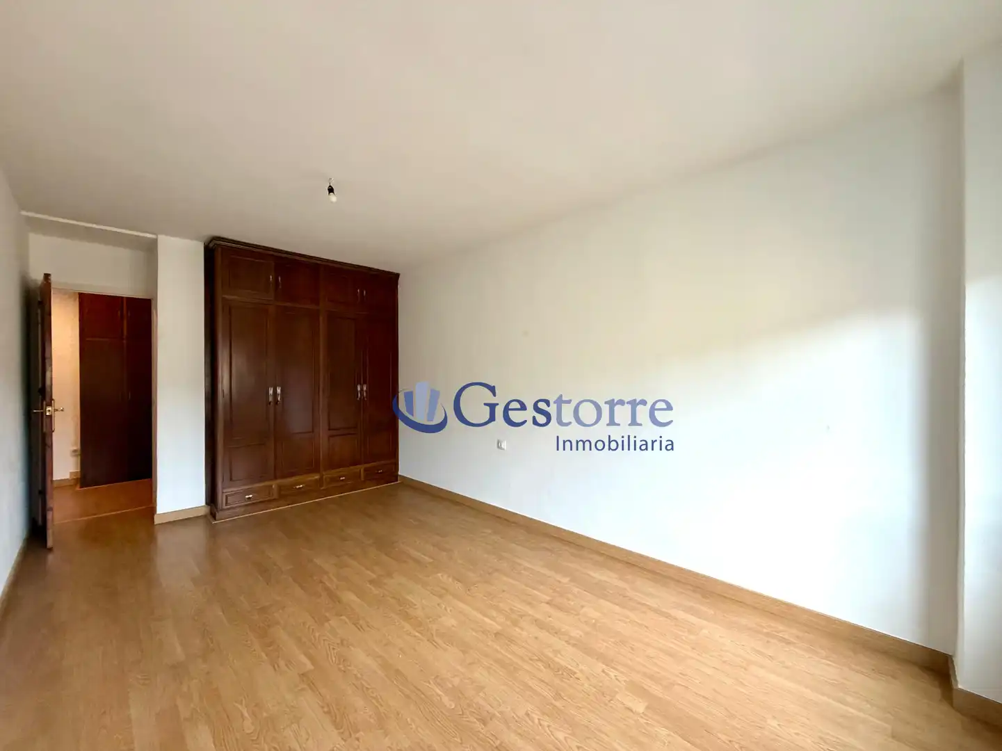 Flat for rent in Oviedo - CL VICTOR HEVIA, Vallobín