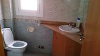 Bathroom of Flat for sale in Sabadell