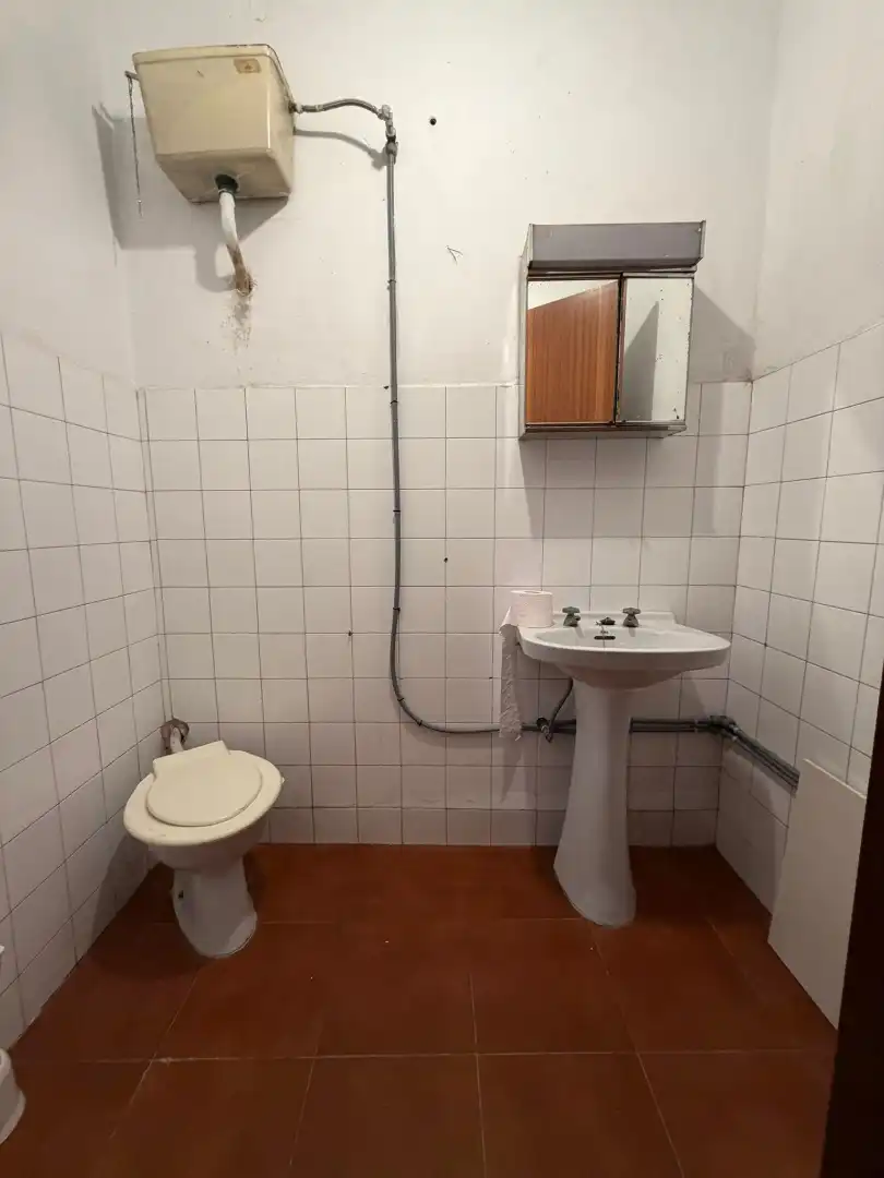 Bany de Casa o xalet en venda en Poio amb Calefacció, Parquet i Terrassa