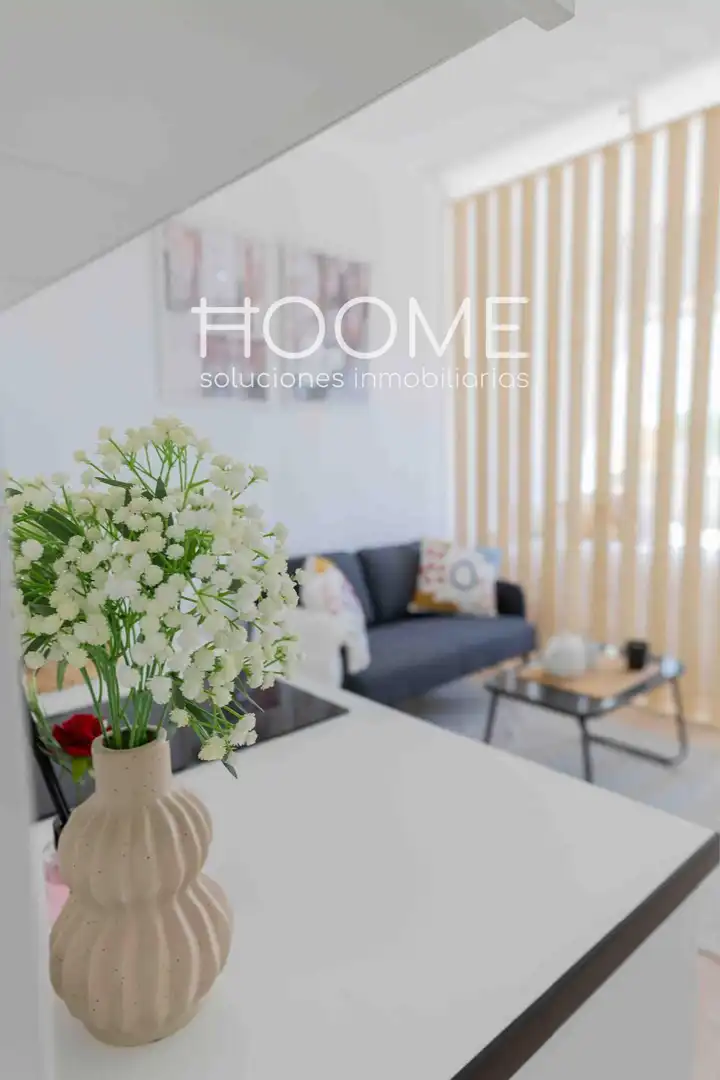 Living room of Flat for sale in San Sebastián de los Reyes  with Air Conditioner, Heating and Parquet flooring