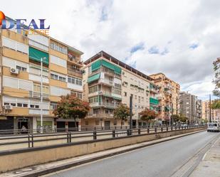 Exterior view of Flat for sale in  Granada Capital